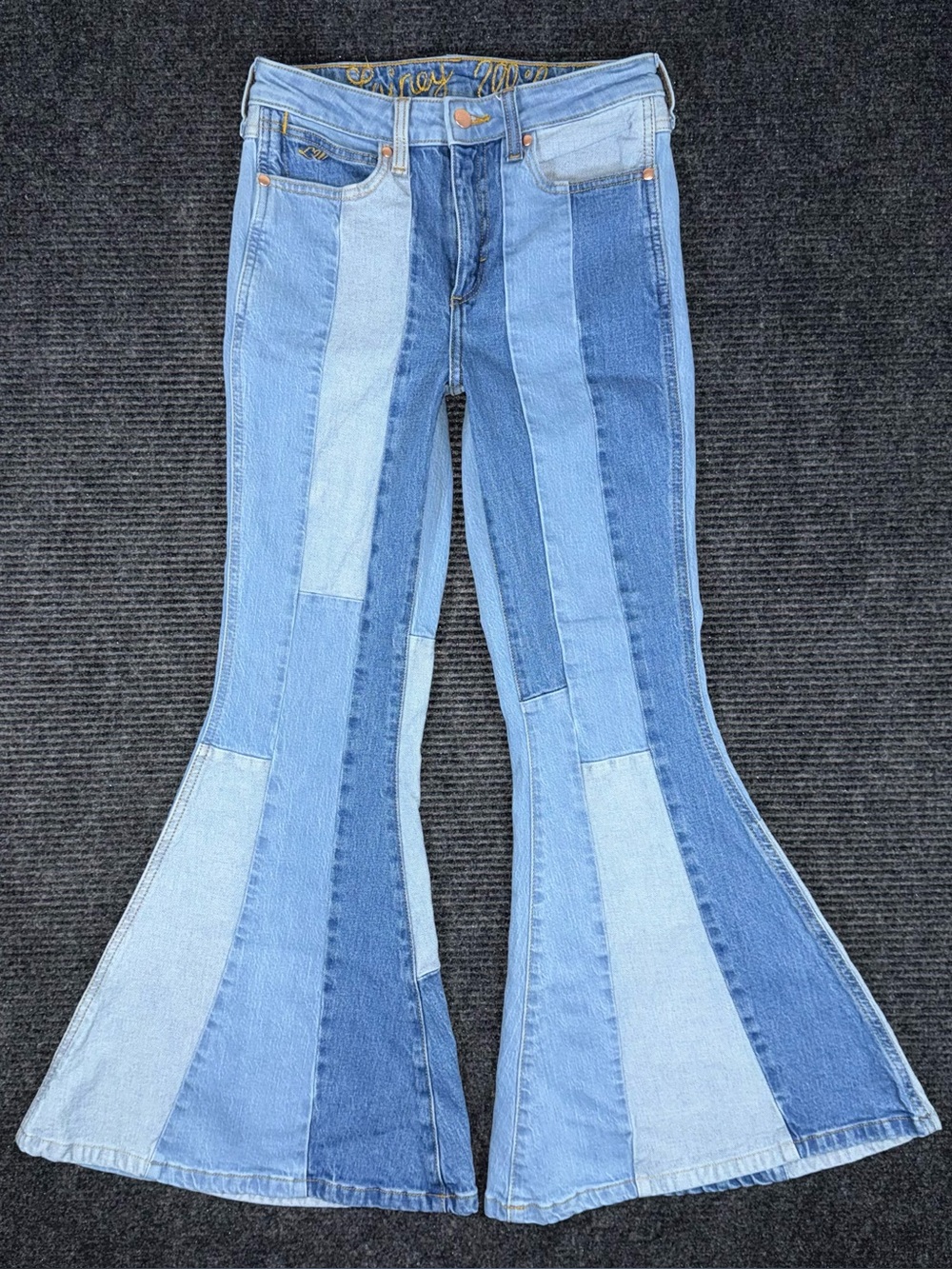Wrangler x Lainey Wilson Denim Patchwork Super Flare Bell Bottom Jean 26x30 NWOT
